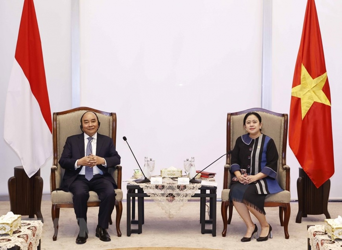 President Phuc meets Indonesian parliamentary leaders